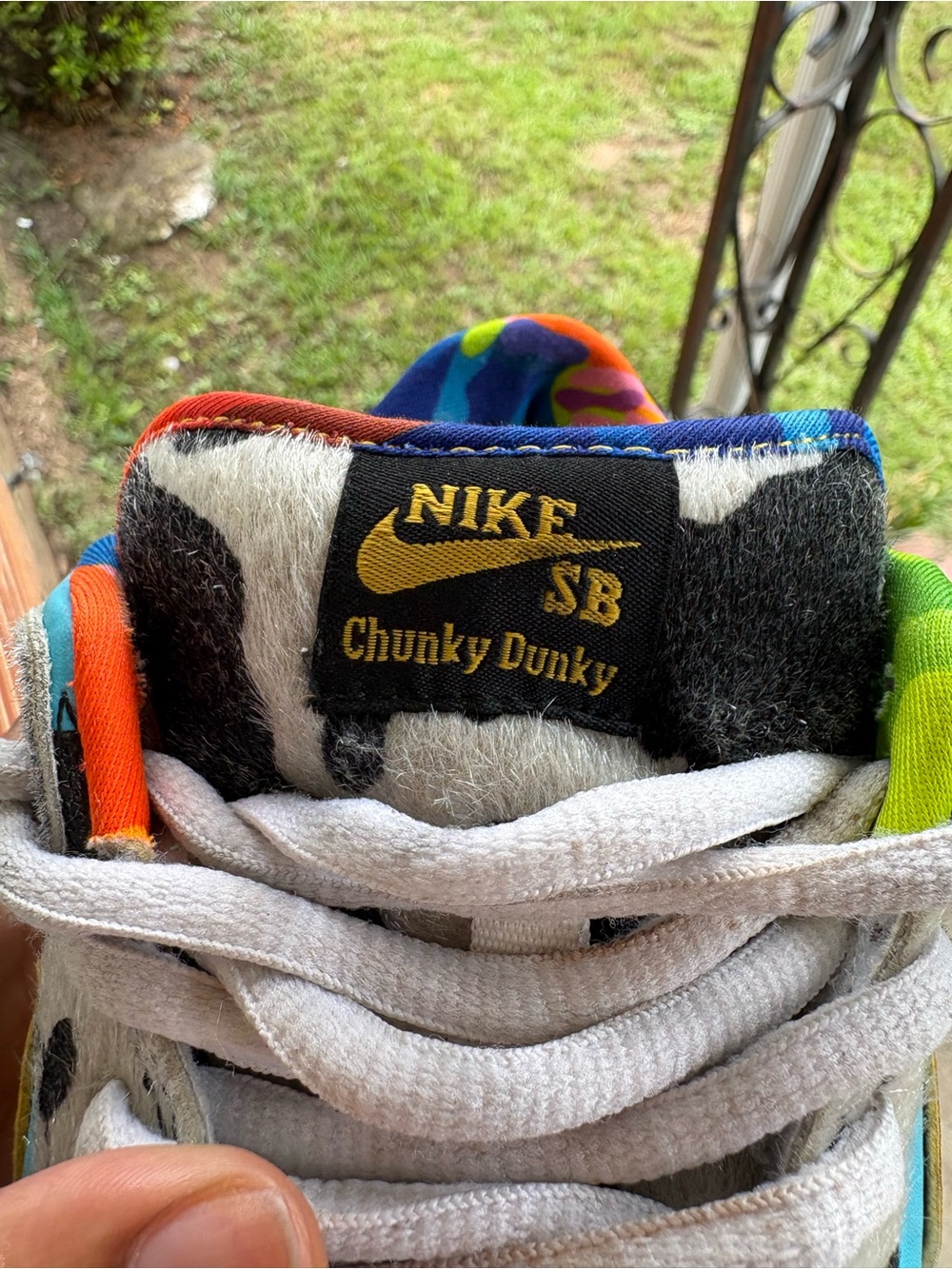 Nike Dunk Low SE Turquoise Yellow Dalmatian Print - Picture 3 of 6
